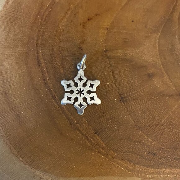 RETIRED James Avery Snowflake Charm Sterling Silver